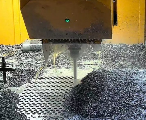 How to produce 316L Stainless Steel Forged Tube Plate CNC machining 